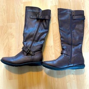 Brown - Dream Pairs Boots - Size 9